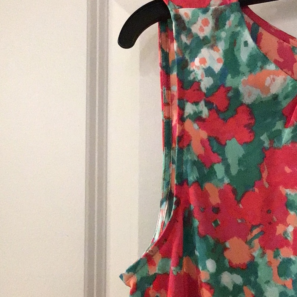 Talbots Multicolor Floral Sleeveless Blouse Size Medium - Picture 5 of 7